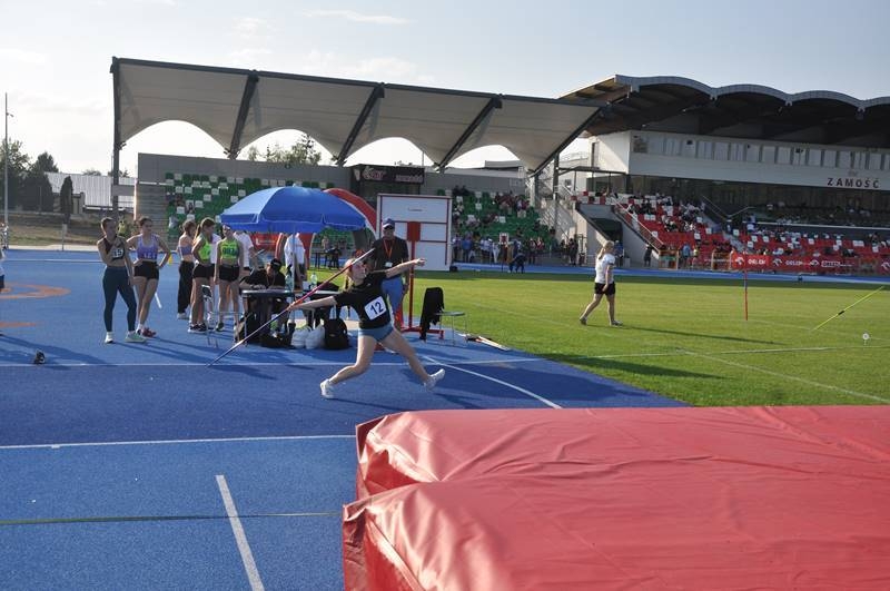 rzut oszczepem