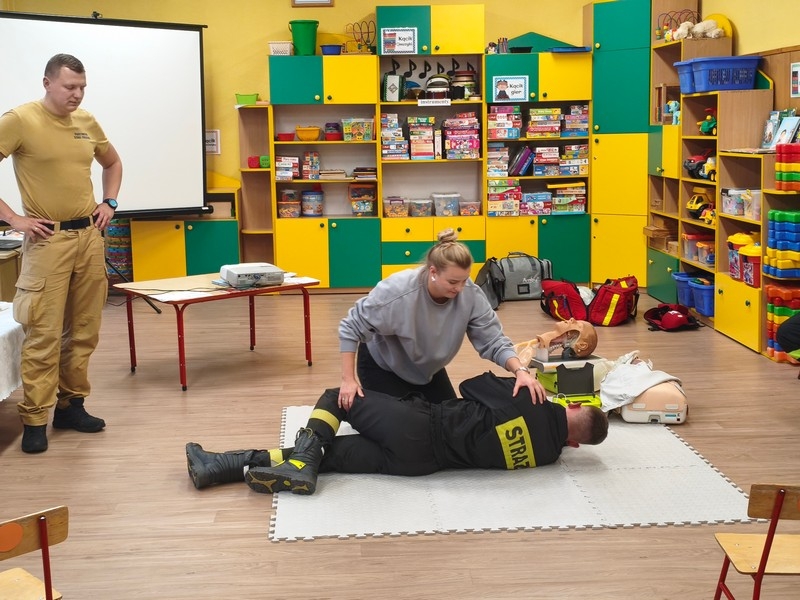 instuktaż udzielenia pierwszej pomocy