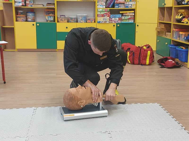 instuktaż udzielenia pierwszej pomocy