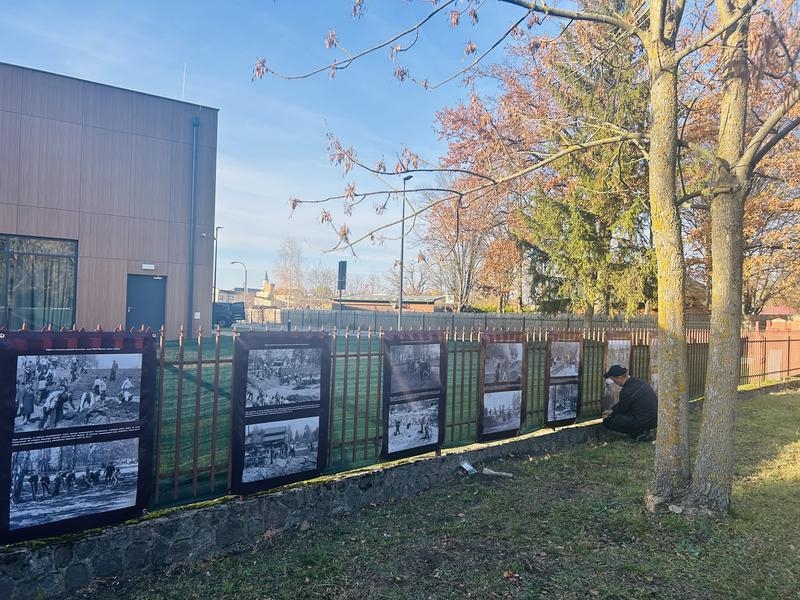 wystawa archiwalnych fotografii