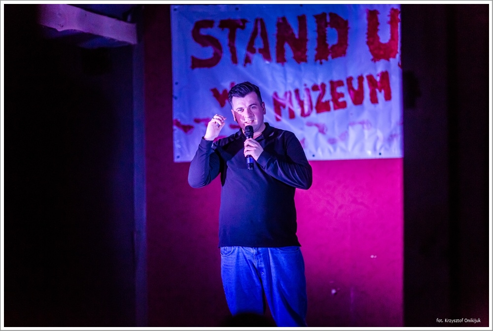 stand up w Muzeum