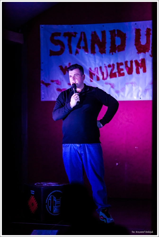 stand up w Muzeum