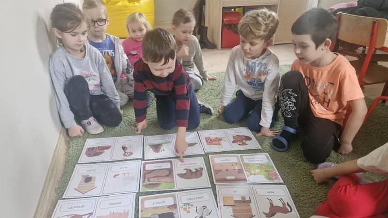 Przedszkole Nr 5 - rozwijające pogląd na świat