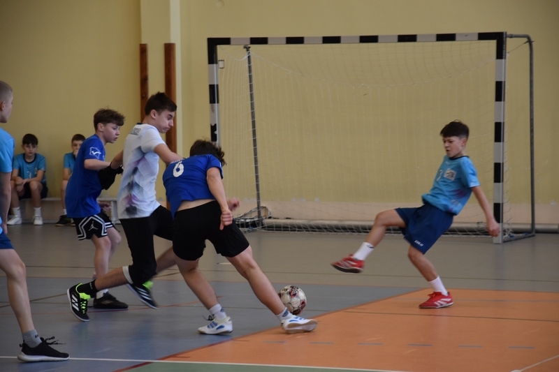gry