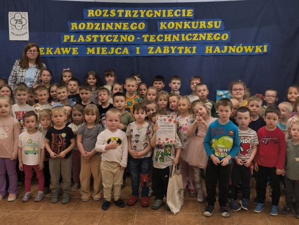 zdjęcie grupowe