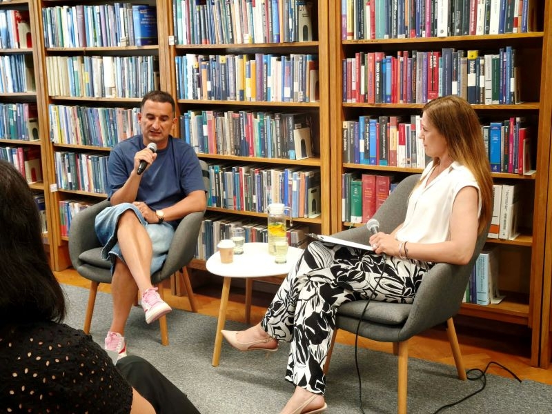 Michał Koterski gościem Miejskiej Biblioteki Publicznej w Hajnówce
