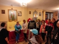 goście wystaw zgromadzeni w dolnej cerkwi soboru