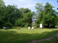 Park Miesjki, na zdjęciu widać hamak, leżaki i ławki.