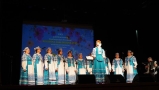 występ chóru w białoruskich strojach