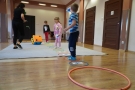 dzieci biorące udział w zajęciach z okazji Dnia Pingwina