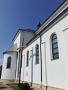 widok z boku kościoła