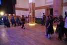 dzieci uczestniczące w imprezie halloweenowej.