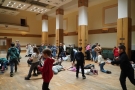 uczniowie biorący udział w zajęciach artystycznych