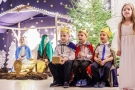 występ artystyczny dzieci w przebraniach do Jasełek