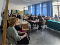 uczestnicy podczas rozwiązywania zadań konkursowych