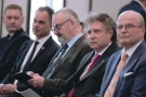 Władze reprezentujące Szwajcarię oraz Sekretarza Stanu w Ministerstwie Funduszy i Polityki Regionalnej